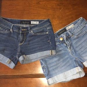 2 pairs of AEROPOSTALE shorts
